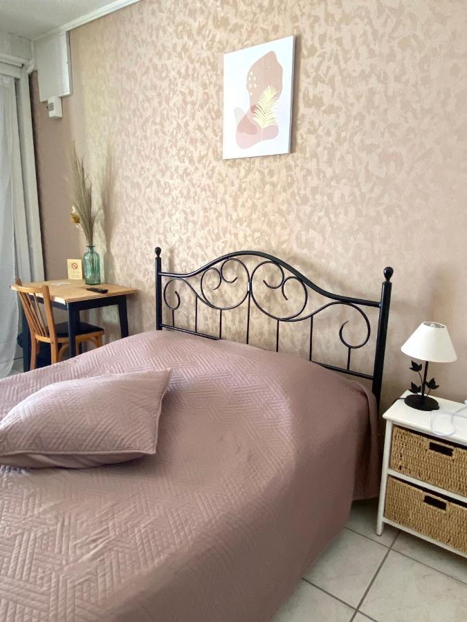 Les Voyageurs 호텔 Charols 외부 사진